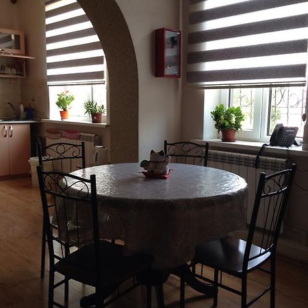 Hostel Arzy Atiraw Buitenkant foto