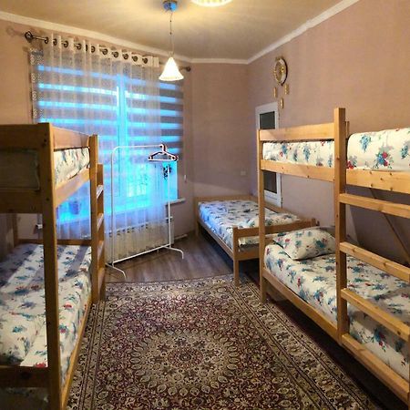 Hostel Arzy Atiraw Buitenkant foto
