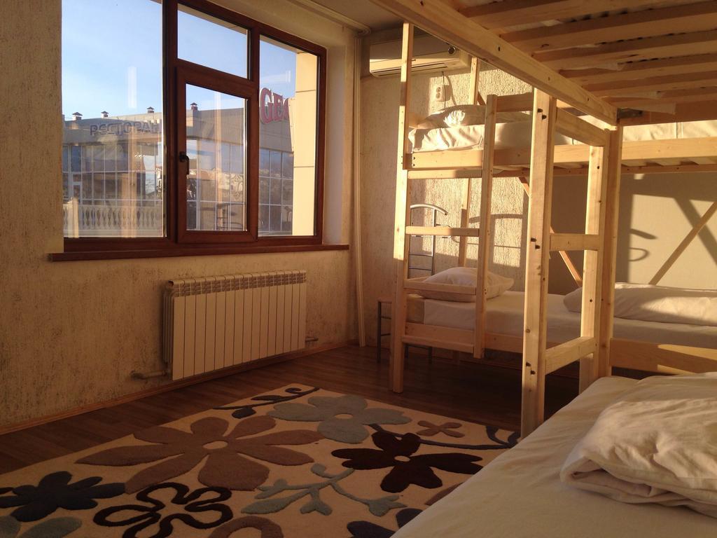 Hostel Arzy Atiraw Buitenkant foto